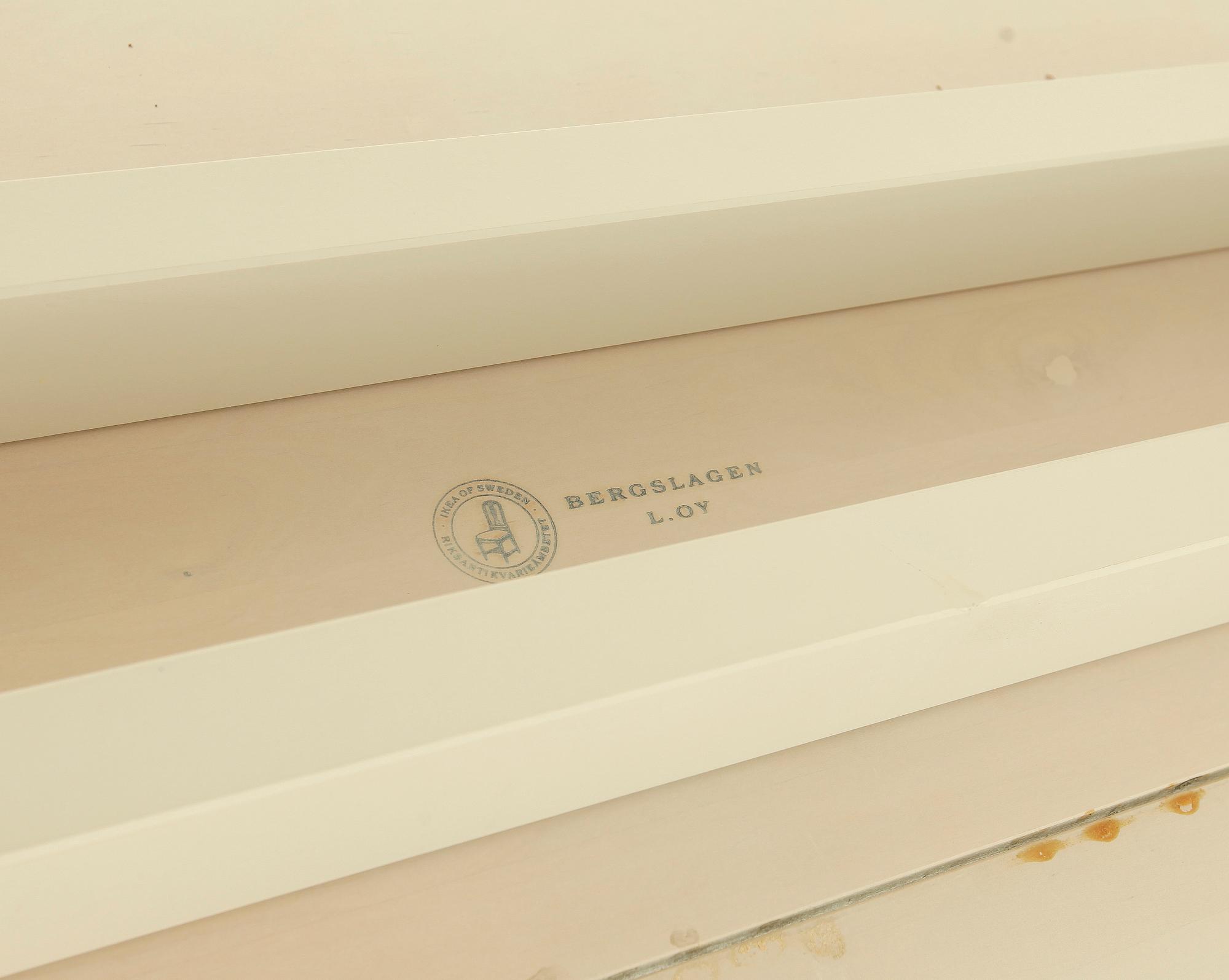 SLAGBORD, "Bergslagen", ur IKEA's 1700-talsserie. 1990-tal.