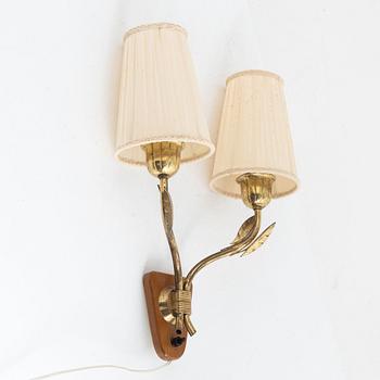 Harald Notini, a model "8651" wall lamp, Arvid Böhlmarks Lampfabrik, Sweden, 1940's-50's.