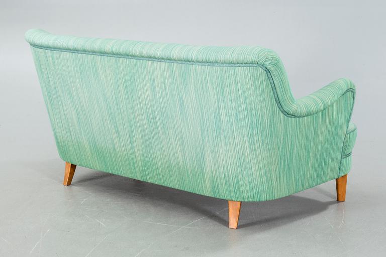 A "Samsas" sofa by Carl Malmsten designed in 1960.