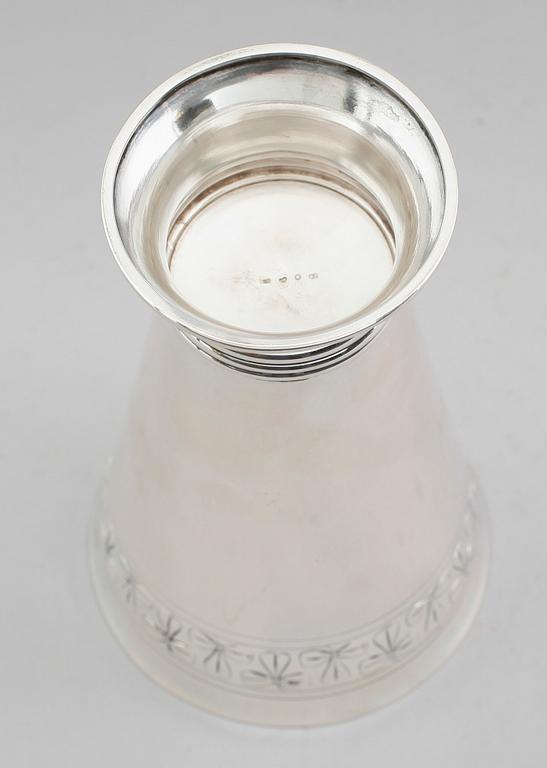VAS, silver, K Anderson, Stockholm 1908. Vikt ca 213 g.