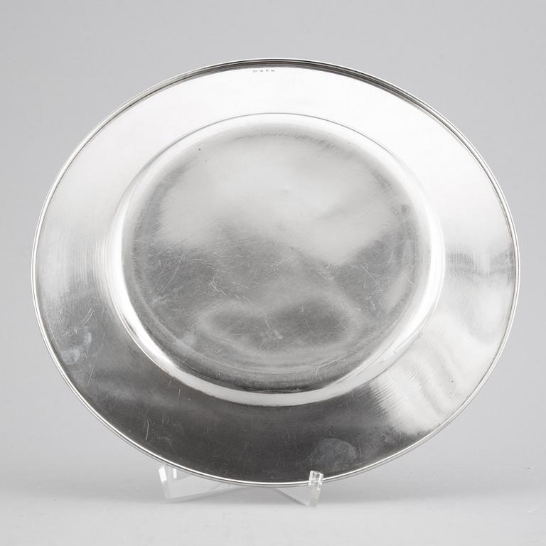 Svea Svensson, fat, silver, 
Stockholm 1909.