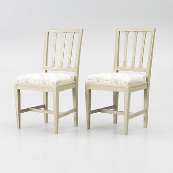 A pair of late Gustavian chairs from around the year 1800.