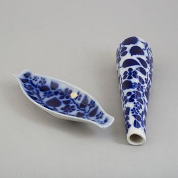 LILLEMOR MANNERHEIM, a 'Narciss' porcelain vase and a plate Upsala-Ekeby, Gefle.