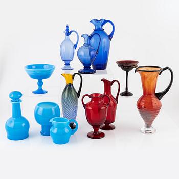 Vaser och karaffer, 12 st, glas, bl a Wilke Adolfsson och Kosta Boda Ateljé.