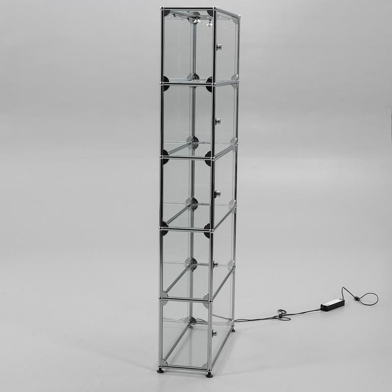 Display cabinet, USM Haller, 2000s.