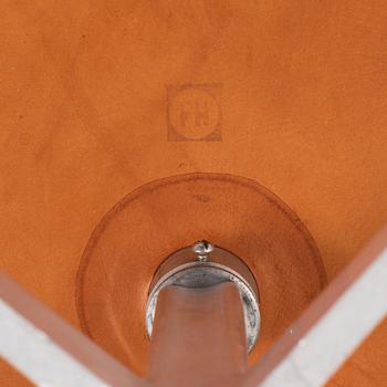 Arne Jacobsen, a pair of 'Swan' easy chairs, Fritz Hansen, Denmark 1960s.