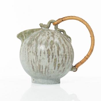 Arne Bang, a stoneware jug, model 151, own workshop, Fensmark, Denmark, 1930s-50s.
