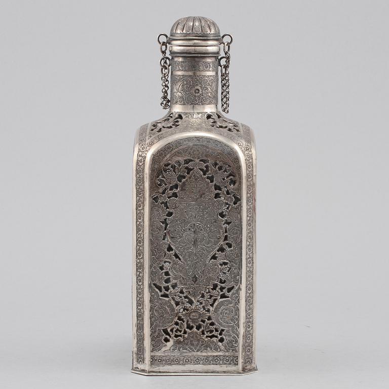 FLASKA, glas och silver, ej stämplad, 1900-tal.