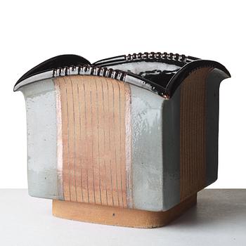 Karin Björquist, ytterfoder, Gustavsbergs studio 1987.