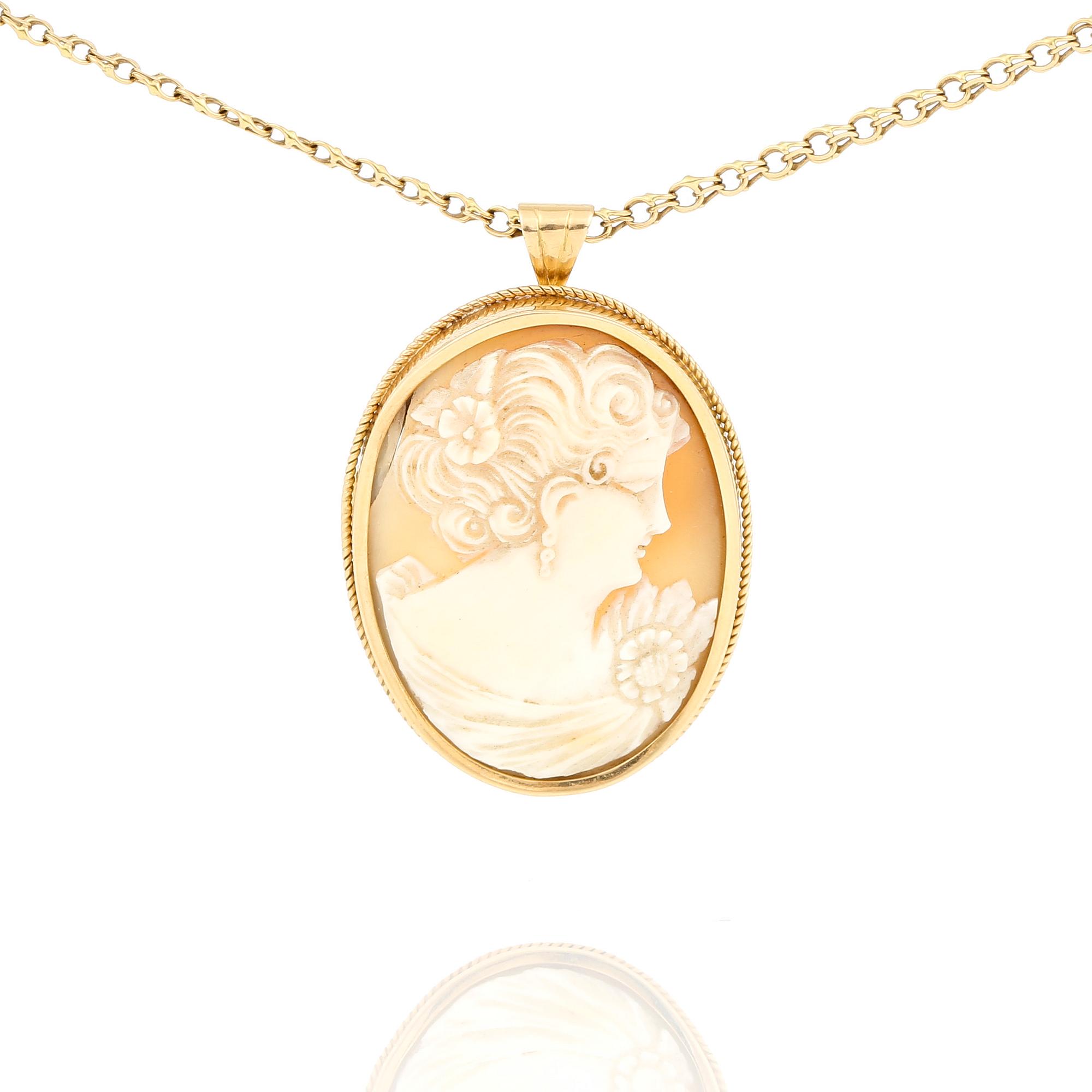 KAMÉHÄNGE/BROSCH SAMT HALSKEDJA, guld 18K, bla Gustaf Dahlgren & Co, Malmö 1947. Tot ca 15 gram.