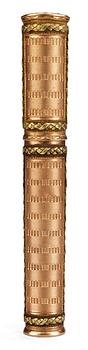594. A French 18th cent gold en trois couleurs case for needles.