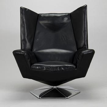 Voitto Haapalainen, fåtölj, "Prisma T-66", Tehokaluste Oy 1970-tal.