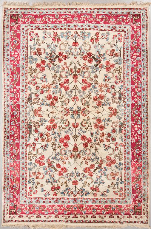 MATTA, semiantik, Kirman, figural, ca 300x203 cm.