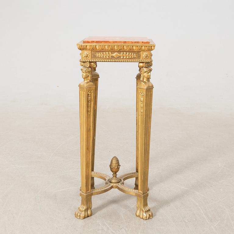 Piedestal Empire-stil 1900-talets första hälft.