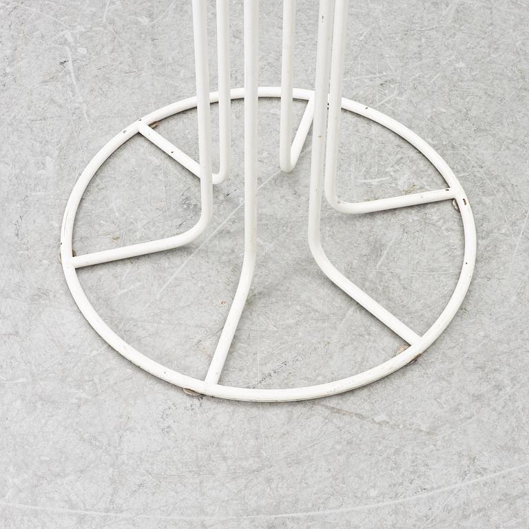 Harri Korhonen, an 'Inno 220' coat hanger, Finland.