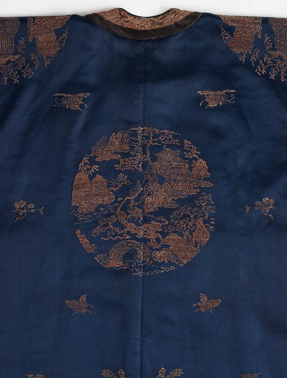 A silk robe, Qing dynasty, circa 1900.