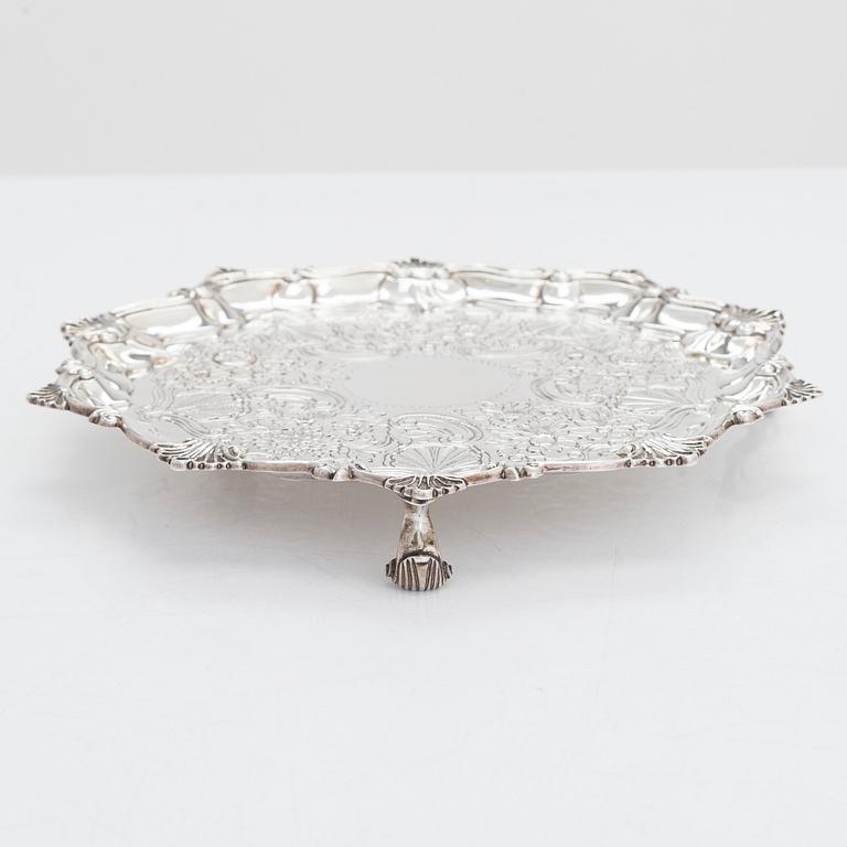 William Brown, salver, sterlingsilver, London 1825.