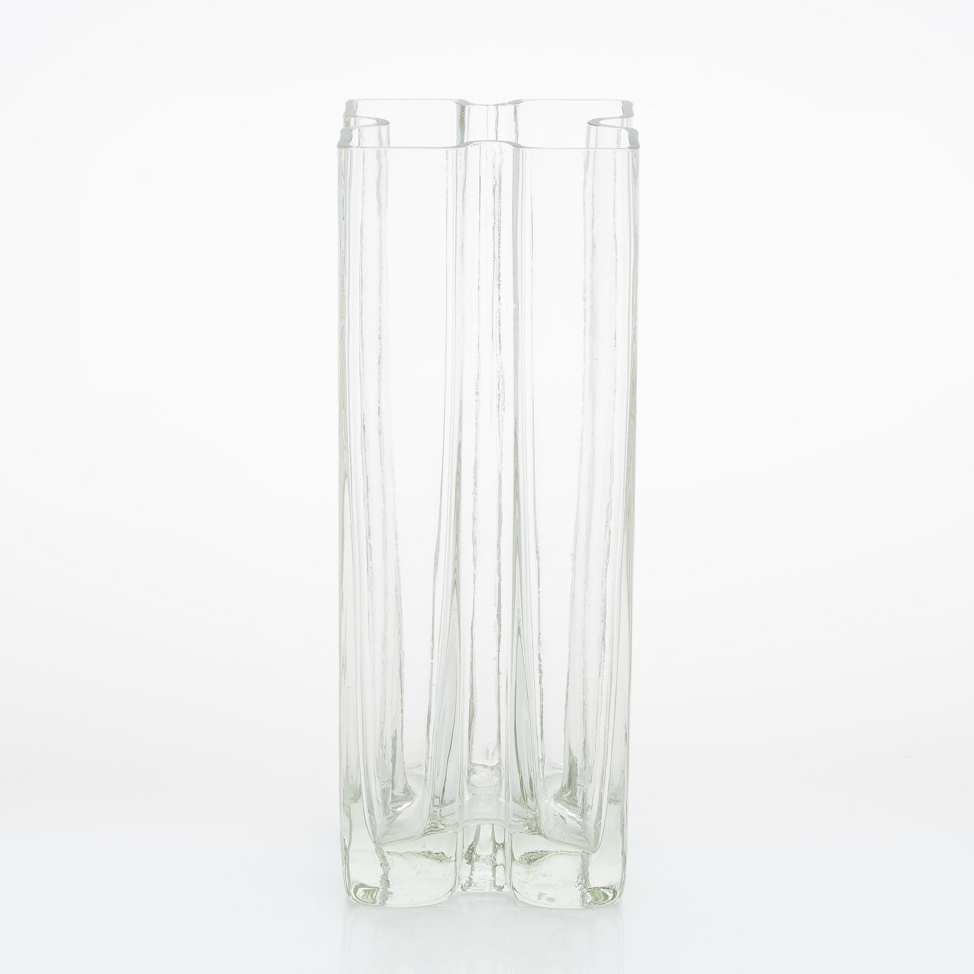 Helena Tynell, a 1970s glass vase, "Palapeli" (Puzzle), model 1316, Riihimäen Lasi.