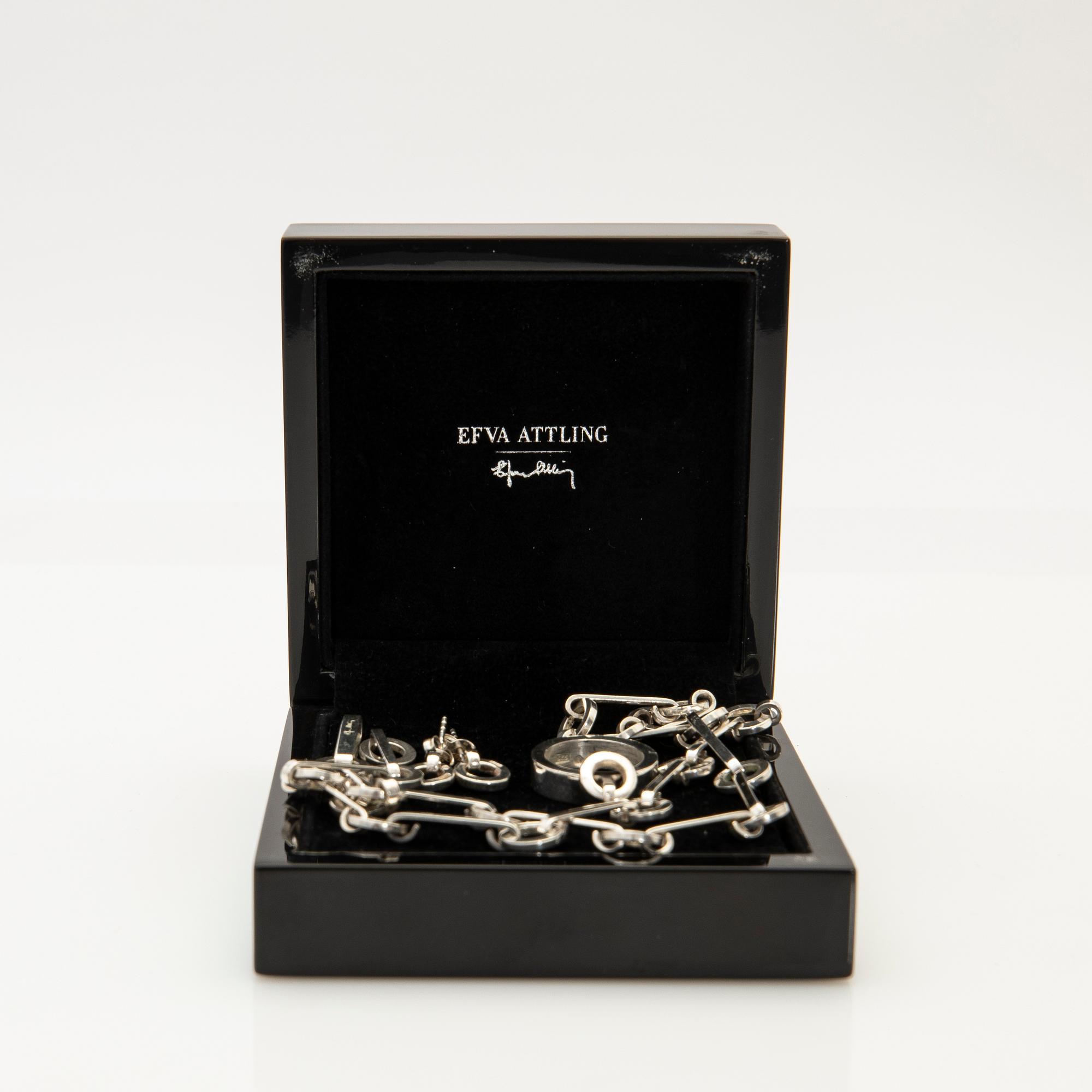 Efva Attling, halsband, ring, ett par örhängen, "Ring Chain", sterling silver.