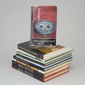 10 books on chinese and japanese works of art.