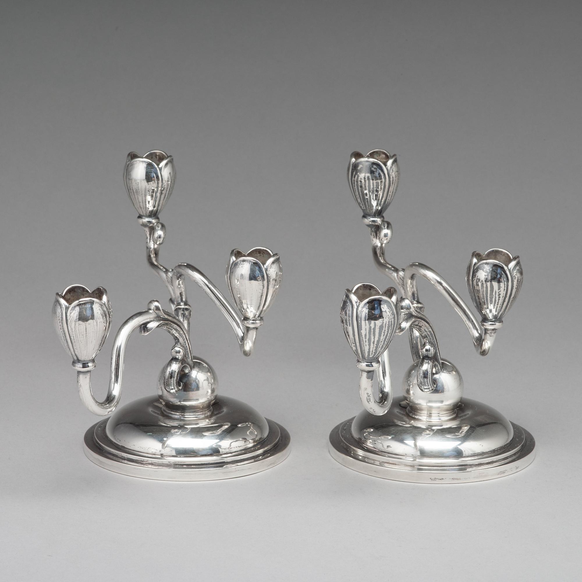 W.A BOLIN, kandelabrar, ett par för vardera tre ljus, Stockholm 1955.