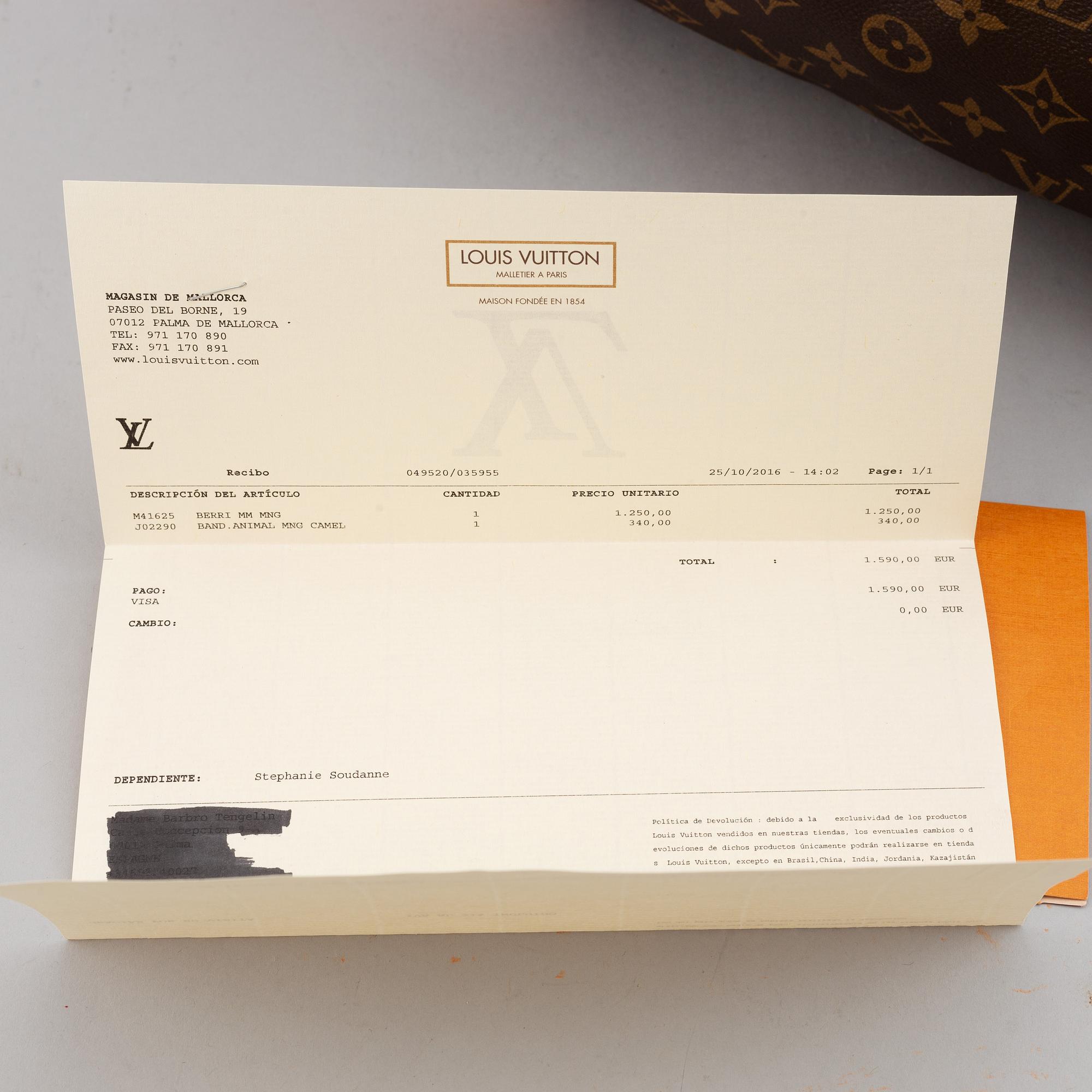 Louis Vuitton, väska, "Berri MM" samt axelrem "Animal MNG Camel".
