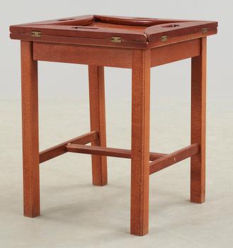 BORD, så kallat "Butlers tray", 1900-talets andra hälft.
