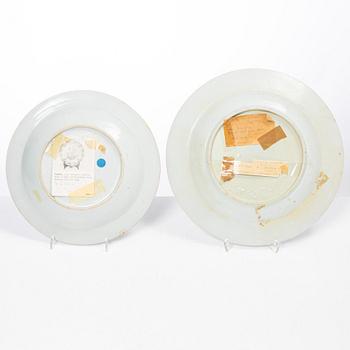 A famille rose dish and 3 plates, Qing dynasty, 18th century.