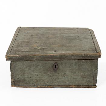 Box, folk art, 19th century.