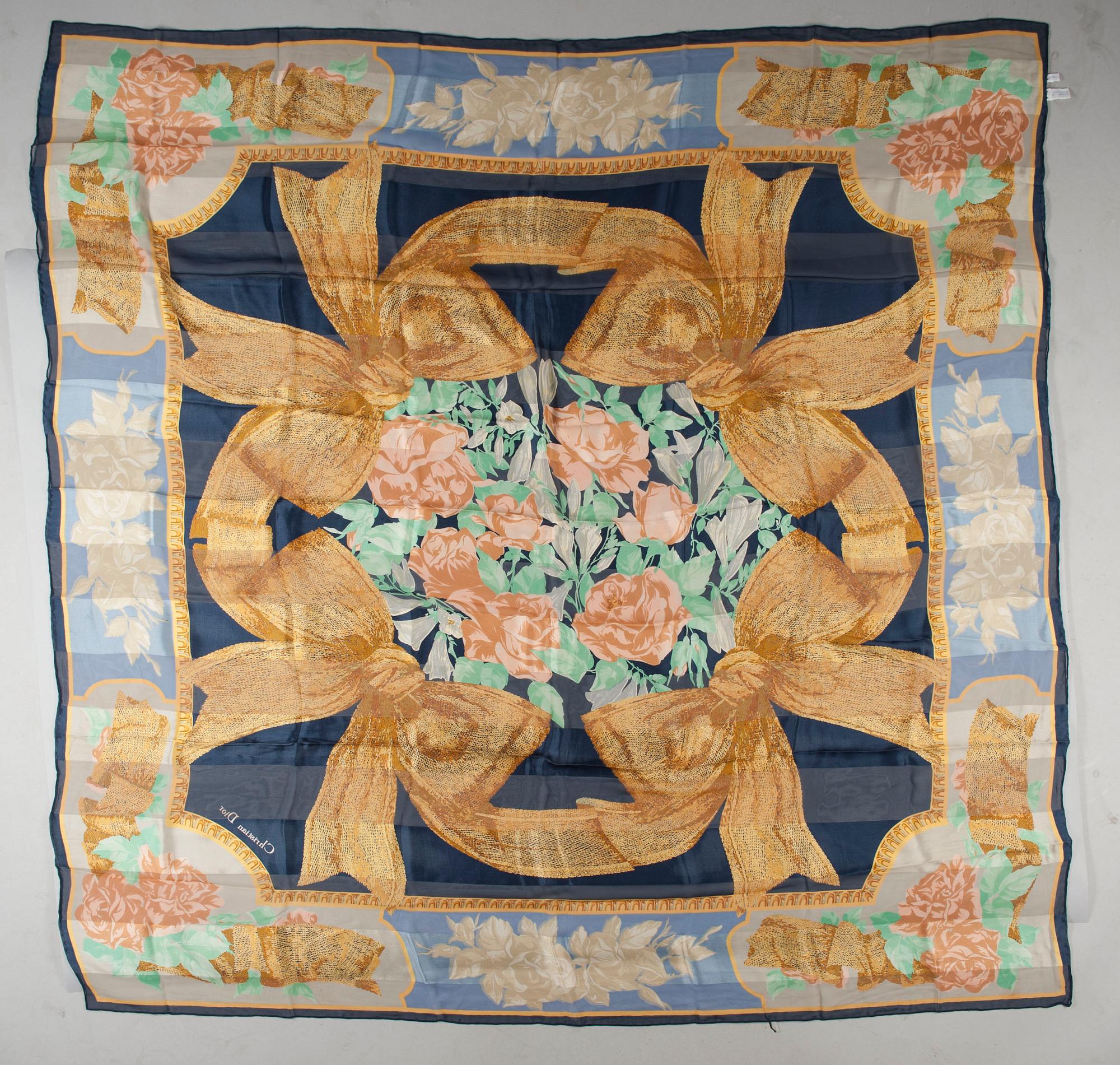 SCARF, Christian Dior.