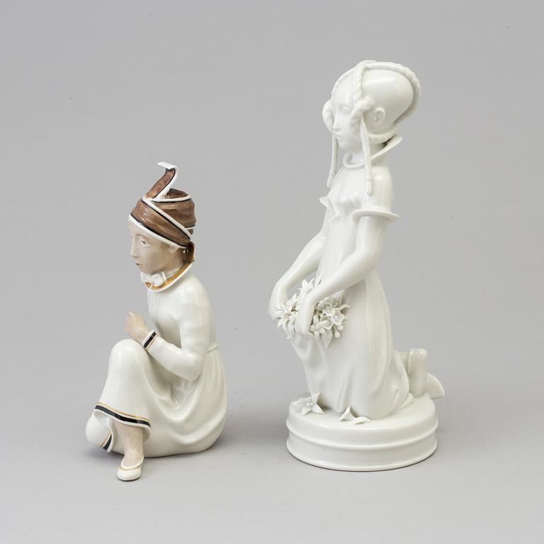 Two Arno Malinowski porcelain figurines, for Royal Copenhagen, Denmark, 1940s.