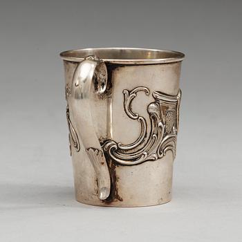 MUGG, av FABERGÉ, Moskva 1899-1908. Hovleverantörsmärke och ristad inventariemärkning 19517.
