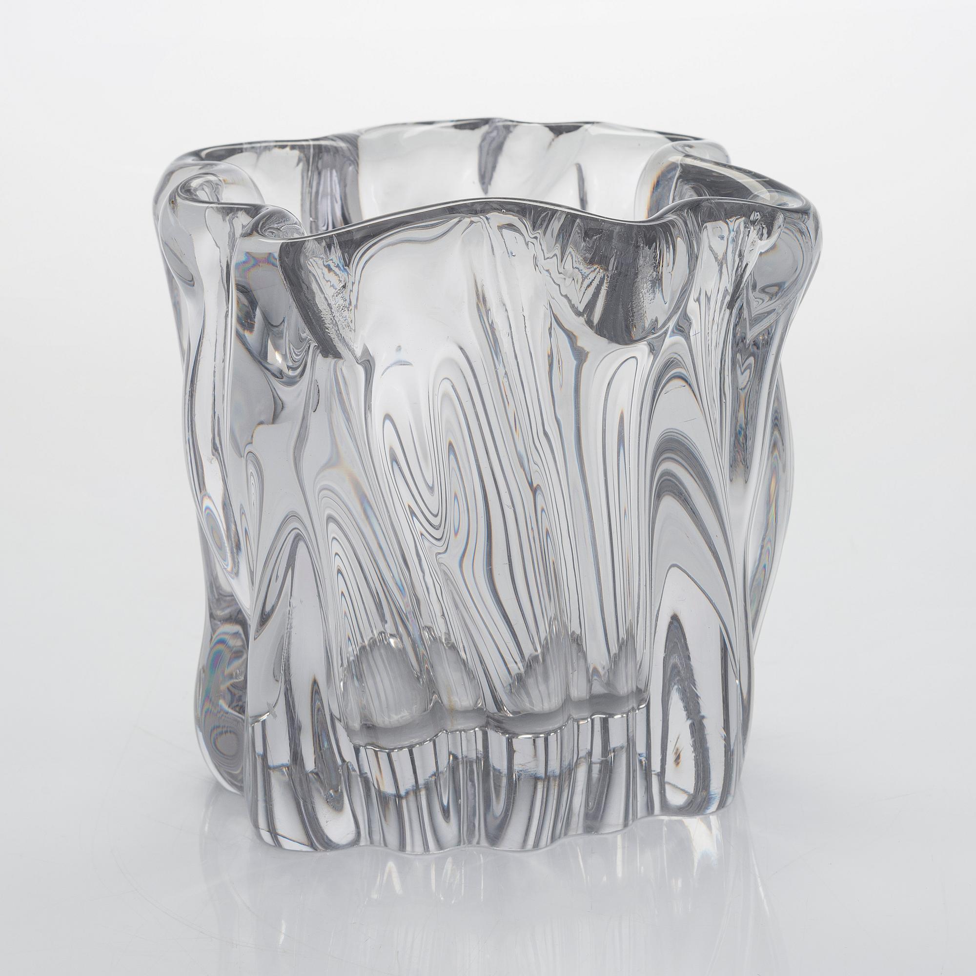 Tapio Wirkkala, vas, "Kalvolan kanto" (Stubbe), signerad Tapio Wirkkala Iittala.