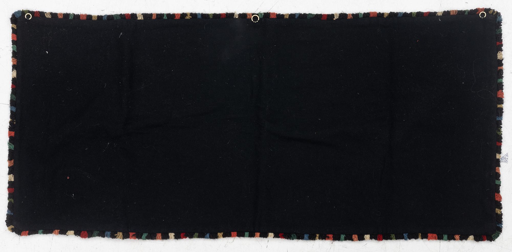 Åkdyna, korsstygnsbroderi, daterad 1817.