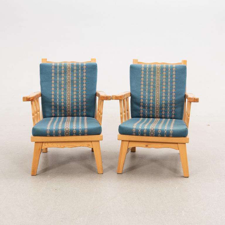 Fåtöljer 1 par, furu, Krogenes Möbler, Norge 1900-talets senare del.