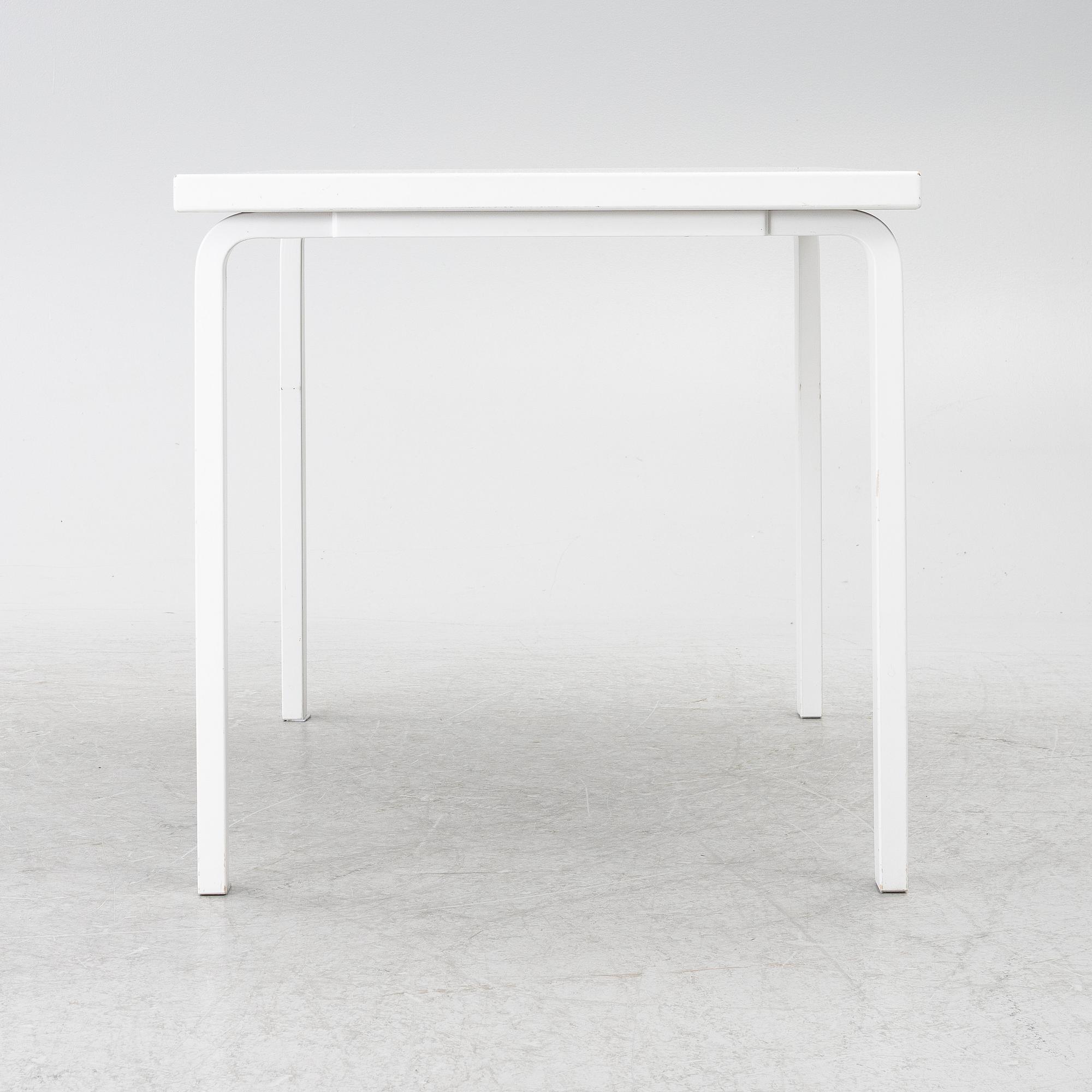 Alvar Aalto, Table, Artek, 2000.