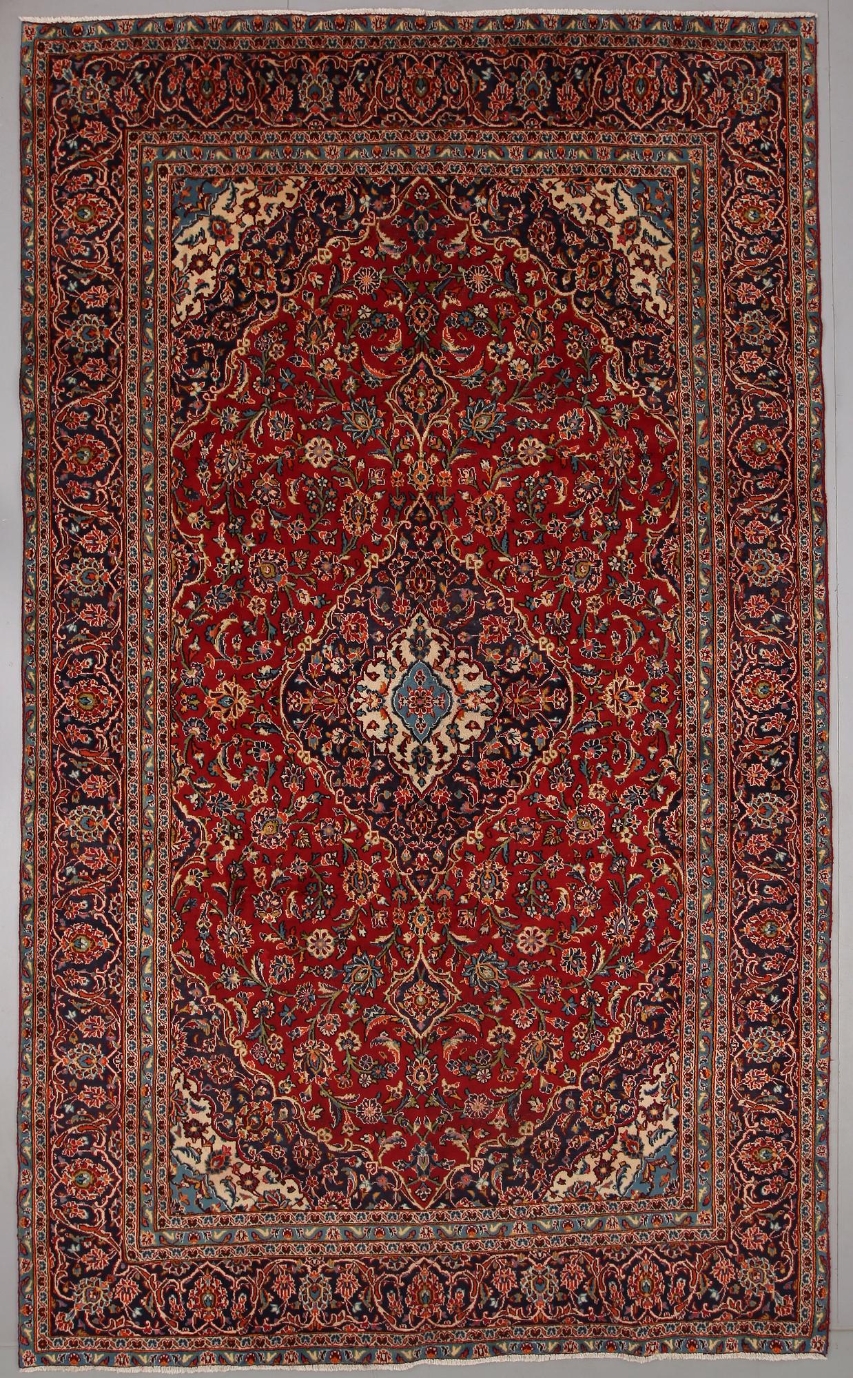 MATTA, Keshan, ca 397 x 237 cm.