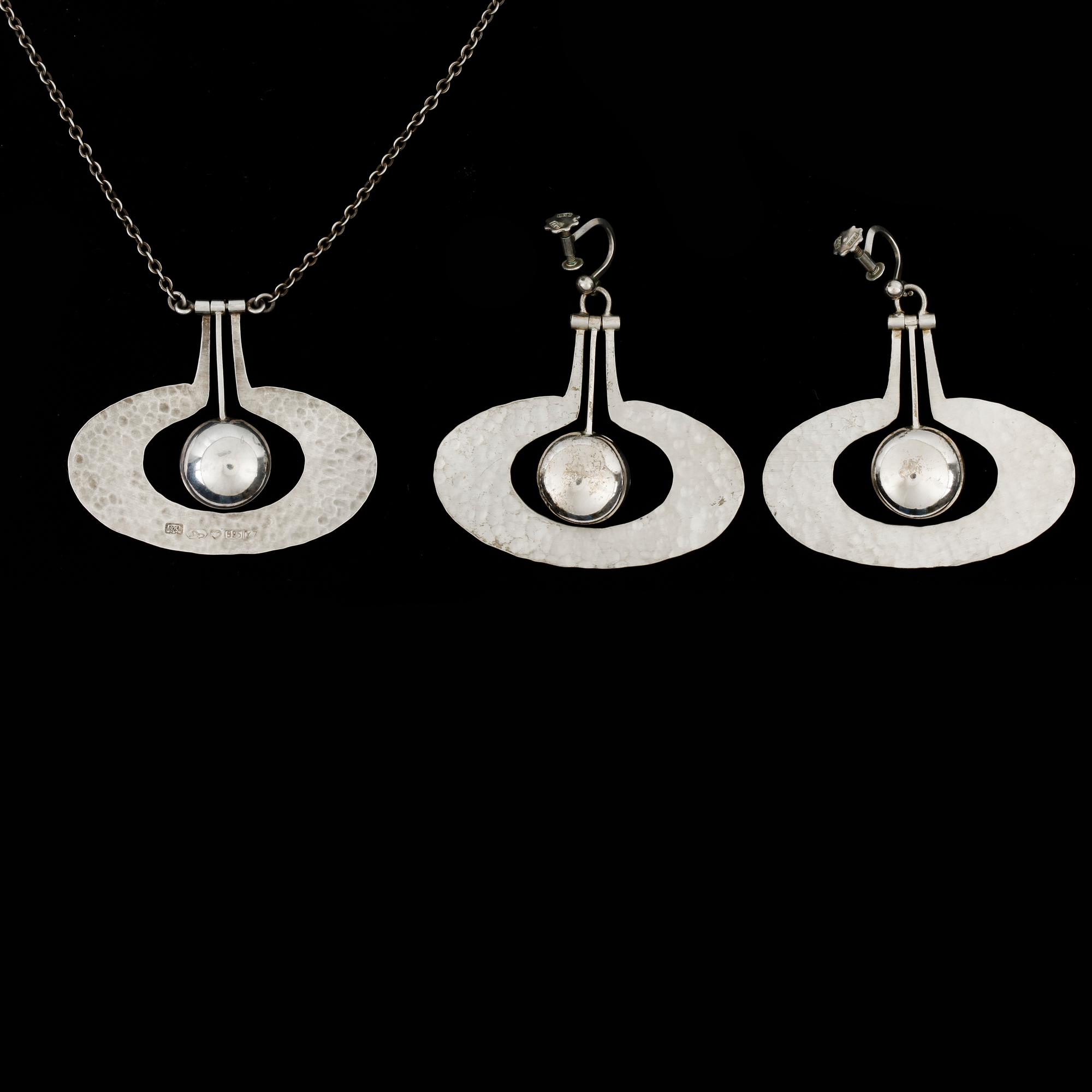 SMYCKESSET, sterling silver, Tapio Wirkkala, Hopeakeskus, Finland, 1975. Totalvikt 20,5g.