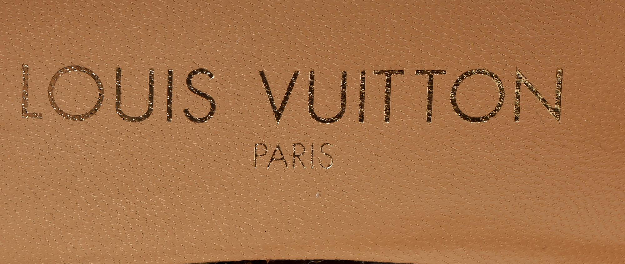 LOUIS VUITTON, dampumps/slingbacks,