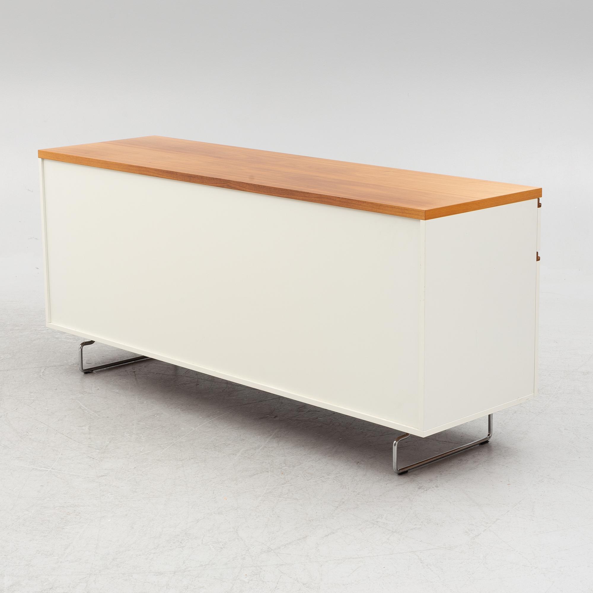Anne Krook, a sideboard, "Amy", Horreds.
