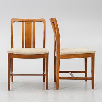 Linde Nilsson, dining table with four chairs.
Lammhult, second half of the 20th century.