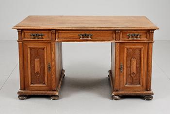 SKRIVBORD, nyrenässans, 1900-talets början.