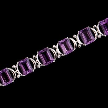 ARMBAND, sterlingsilver, ametister tot ca 19.00 ct.