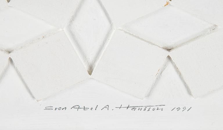 Sven Hansson, relief, signerad och daterad 1991.