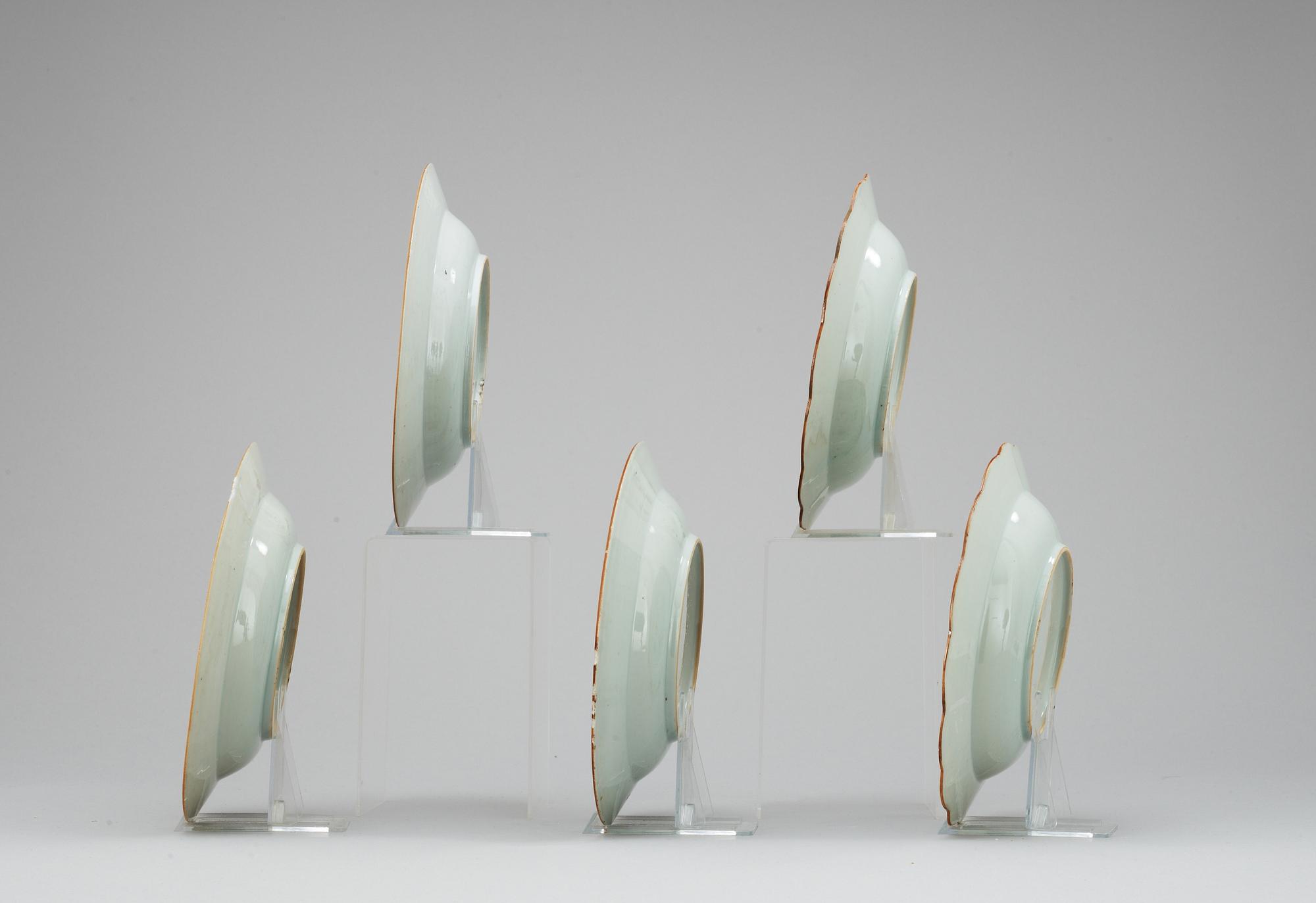 A set of 5 imari plates, Qing dynasty, early 18th century.