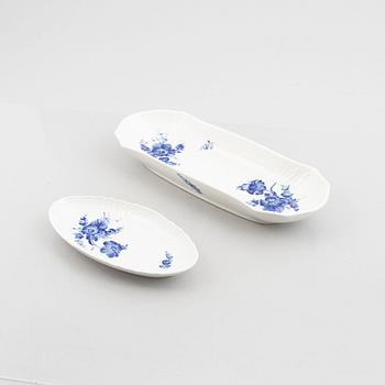 Royal Copenhagen, a 65-piece porcelain service, "Blue Flower", Denmark.