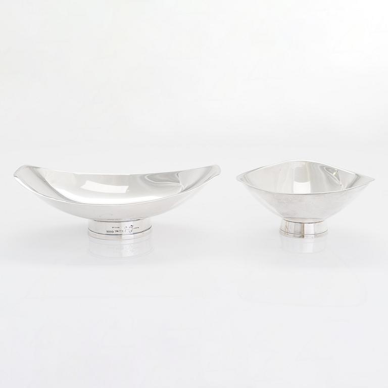 Two sterling silver bowls, Gustav Jansson 1955, 1960, and eight similar silver punsch cups, GAB and CGH 1933-41. Sweden.