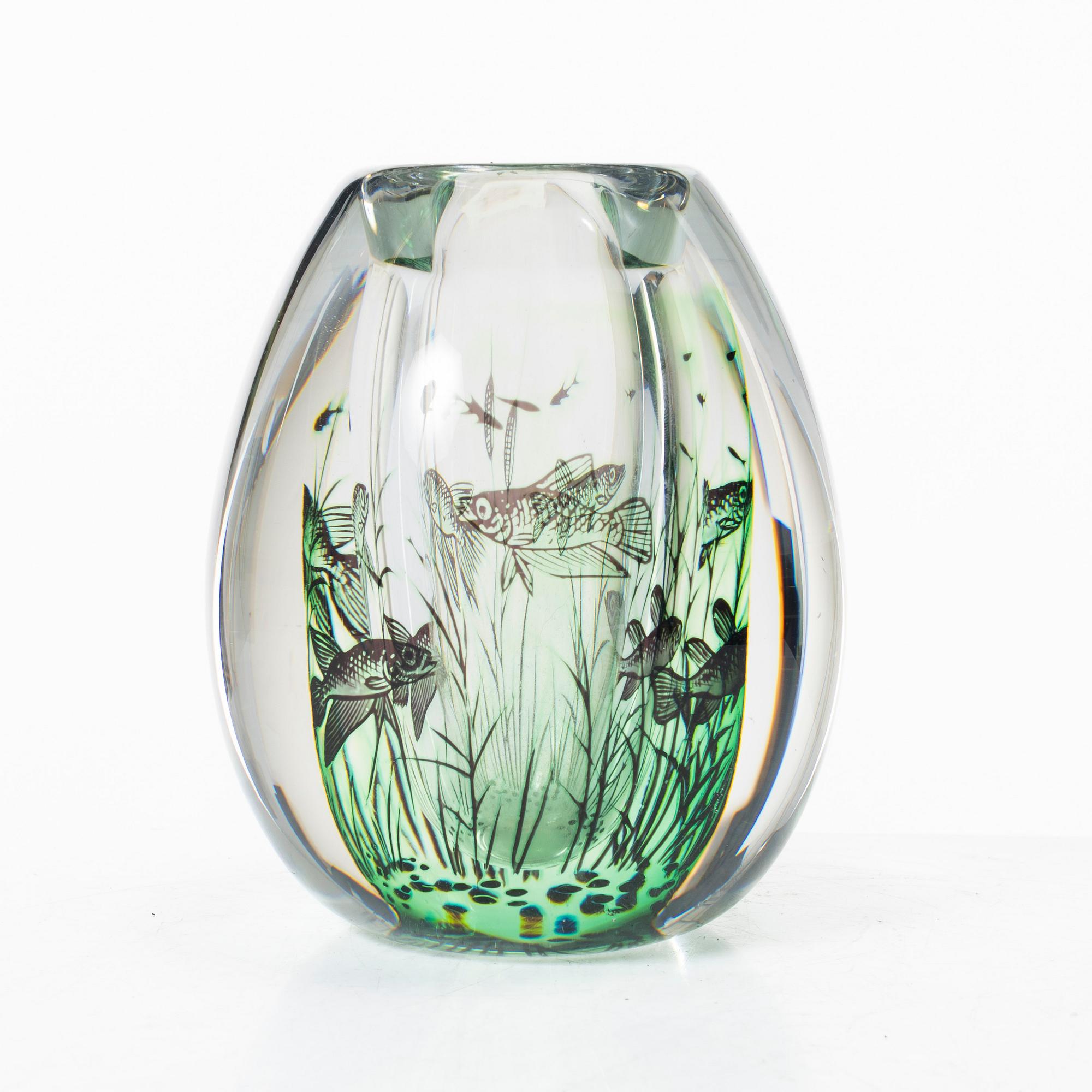 Edward Hald, a glass "fiskgraal" vase, Orrefors, signed.