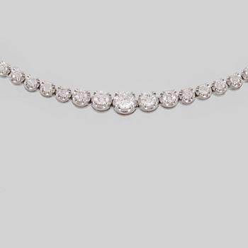 COLLIER, 18k vitguld med briljantslipade diamanter, 3.78ct. Vikt 7 g.