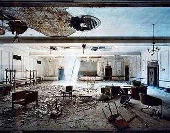 207. Yves Marchand & Romain Meffre, "Ballroom, American Hotel, Detroit", 2007.